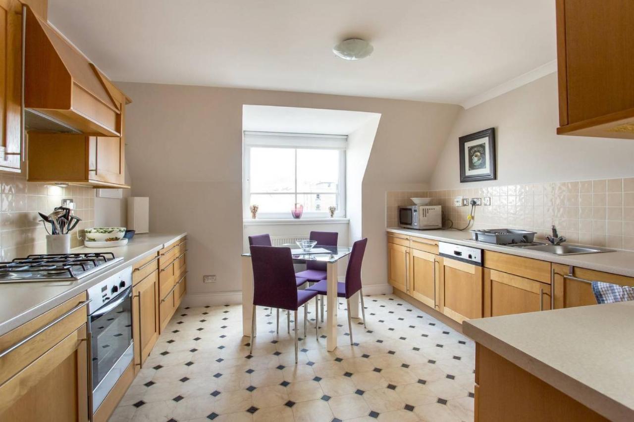 Joivy Inviting Apartment Near Leith Walk EDI Kültér fotó